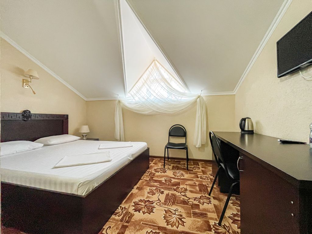 Двухместный номер с 1 кроватью стандартный без балкона