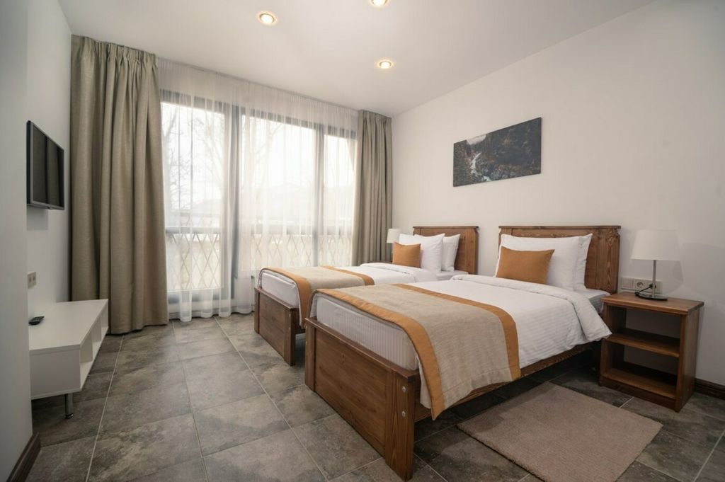 Апартаменты с балконом