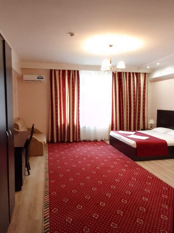 Двухместный номер с 1 кроватью стандарт улучшенный 4 (1 этаж)