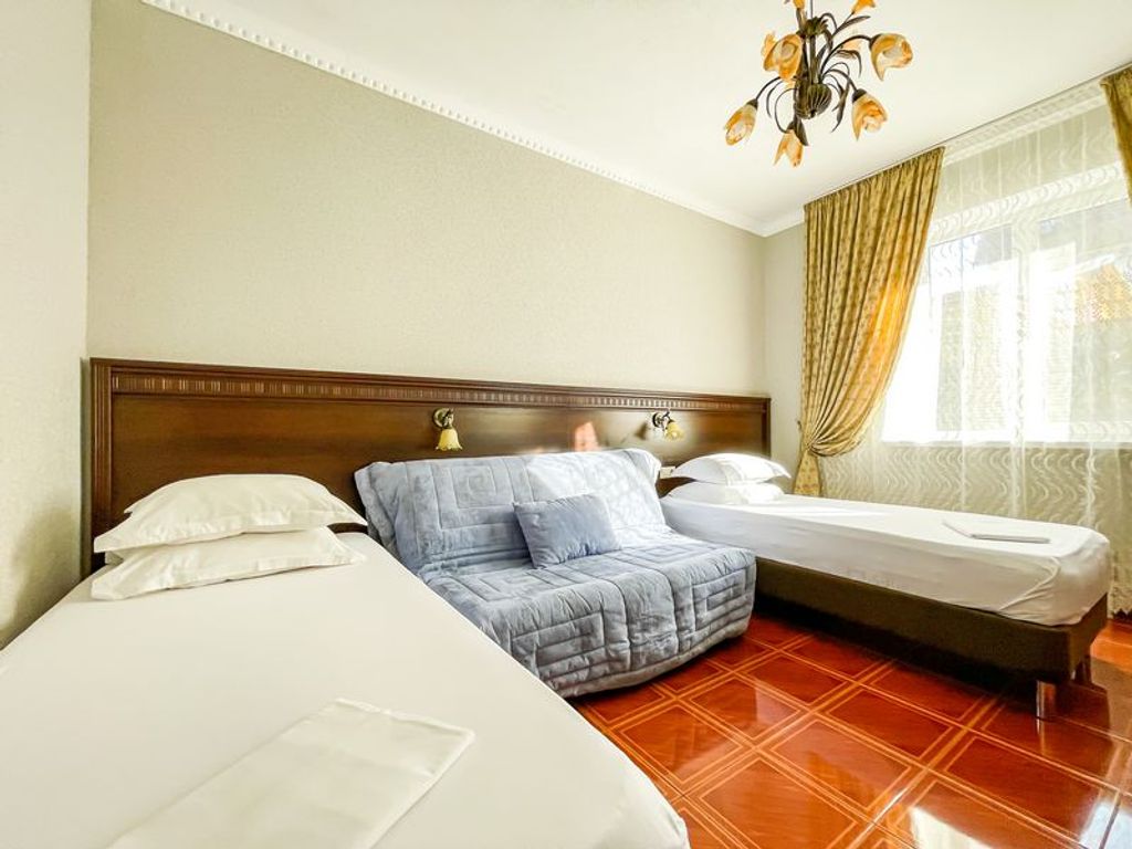 Четырёхместный номер стандарт без балкона