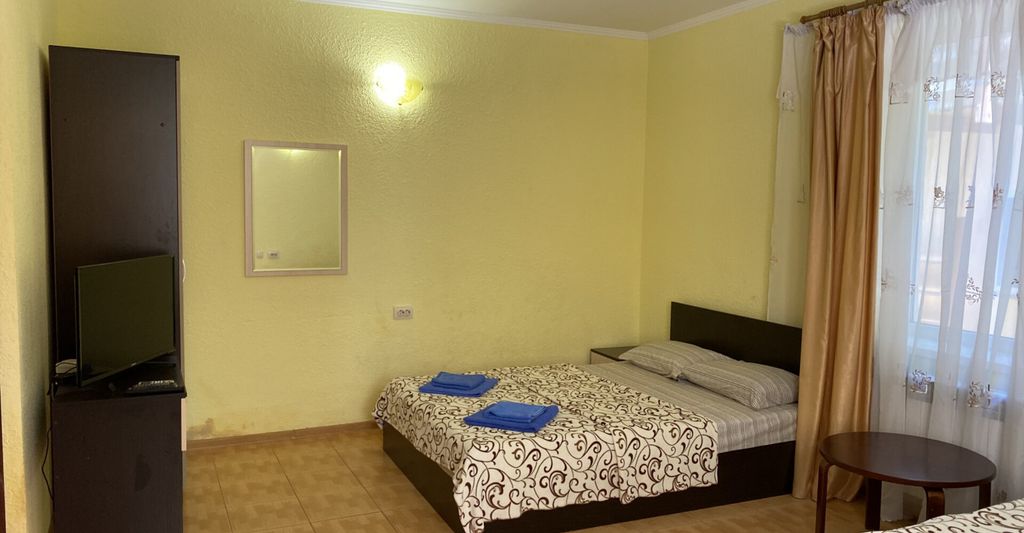 Четырёхместный номер улучшенный