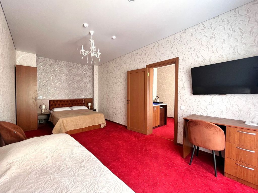 Семейный номер двухкомнатный с кухней