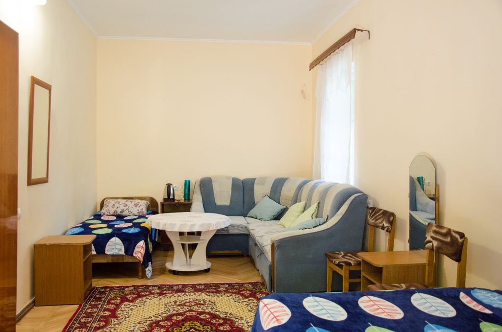 Четырёхместный номер Стандарт №10