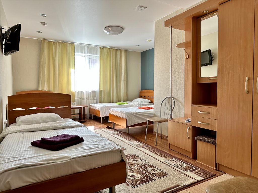 Четырёхместный номер 9