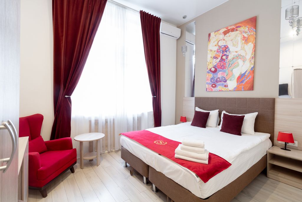 Двухместный номер с 1 кроватью 7 Полулюкс Дева