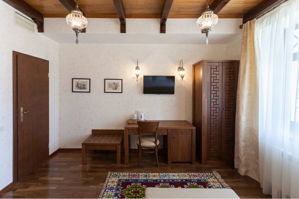 Четырёхместный номер Люкс Зейтун