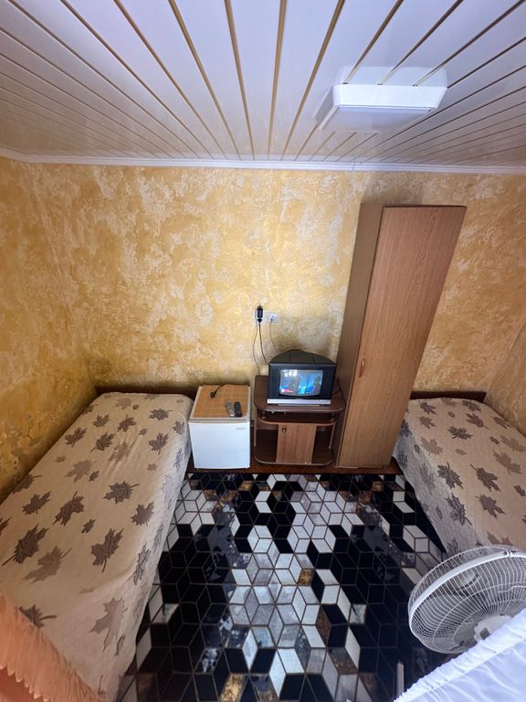 Двухместный номер с 2 отдельными кроватями Эконом на 2 чел.