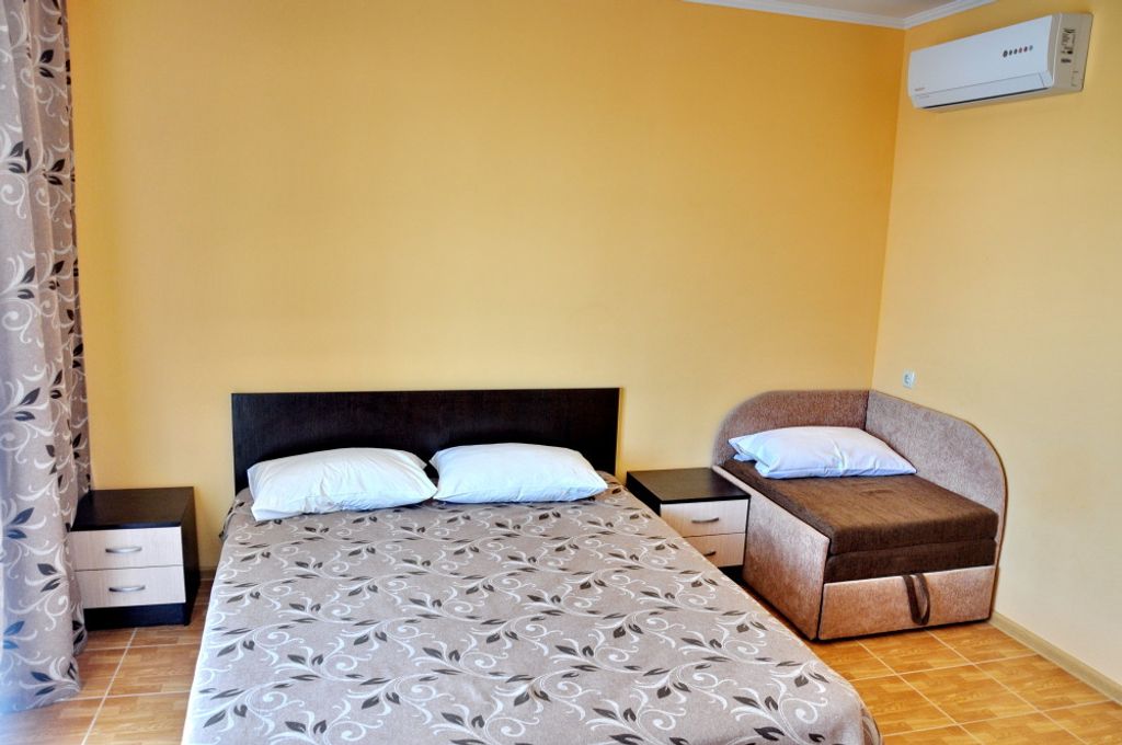 Трёхместный номер с выходом на галерейный балкон