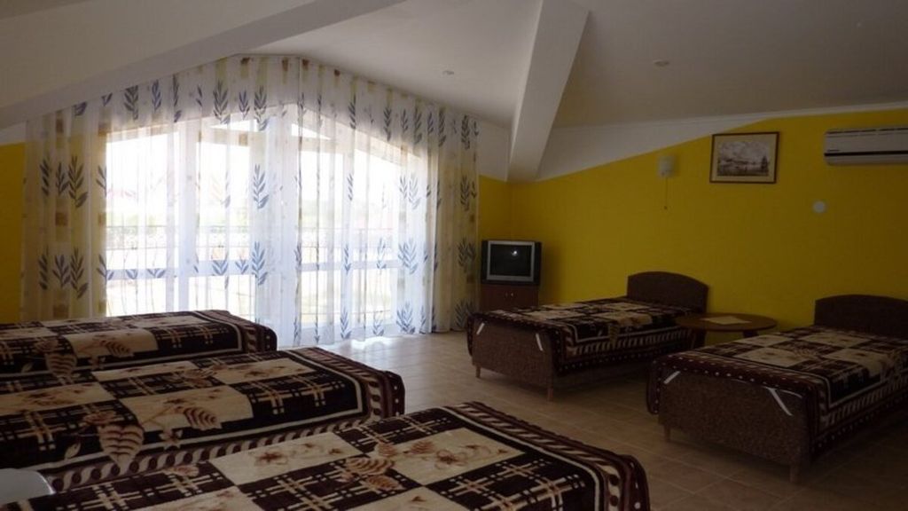 Семейный номер большой