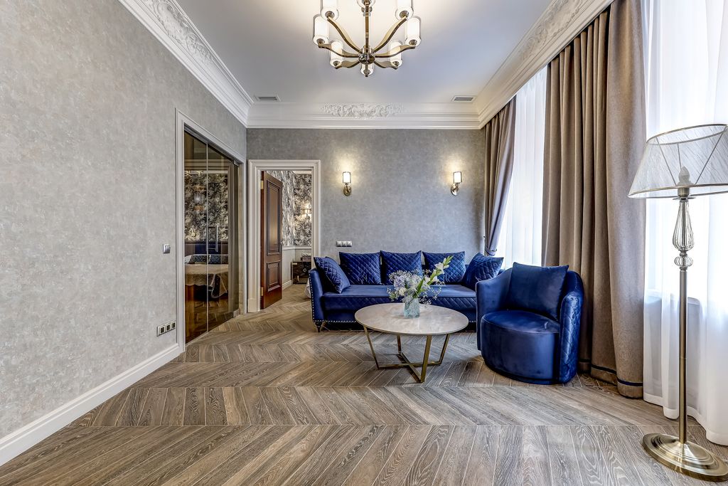 Двухместный номер с 1 кроватью представительский люкс