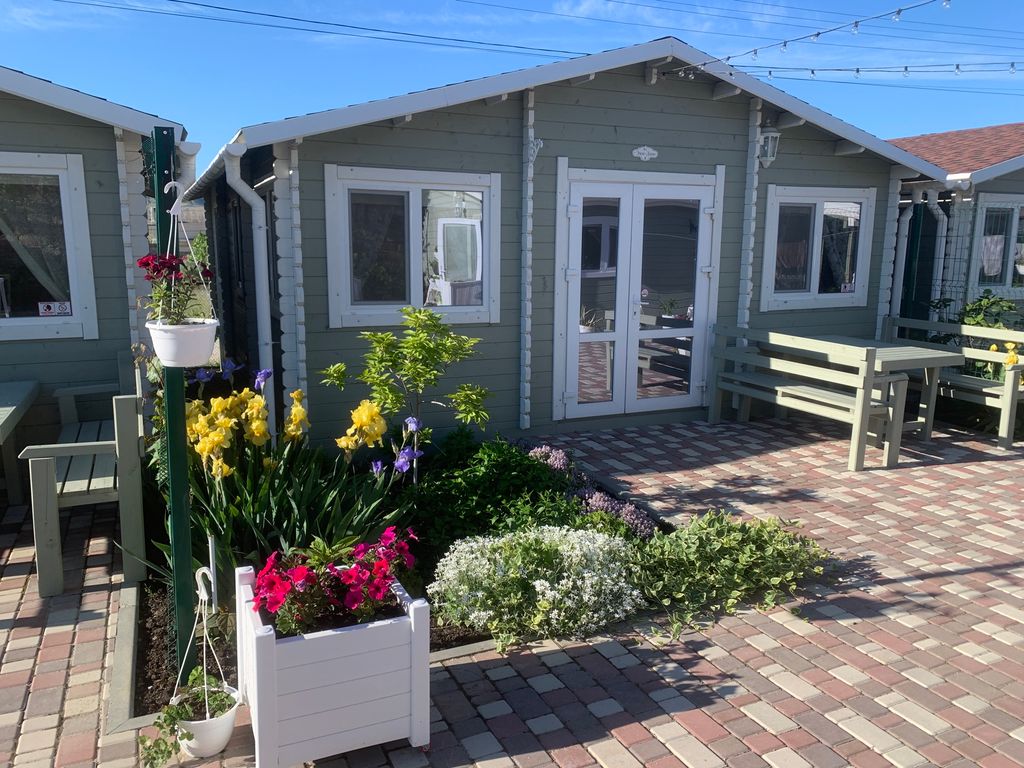 Семейный номер индивидуальный трехкомнатный эко-дом Ветер перемен