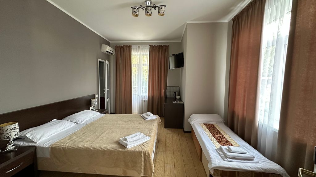 Трёхместный номер стандарт