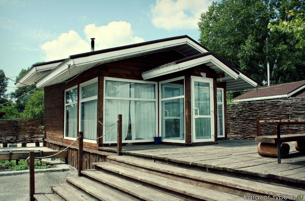 Трёхместный номер домик с баней на 3 человек