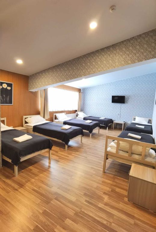 Многоместный смешанный номер шестиместный номер