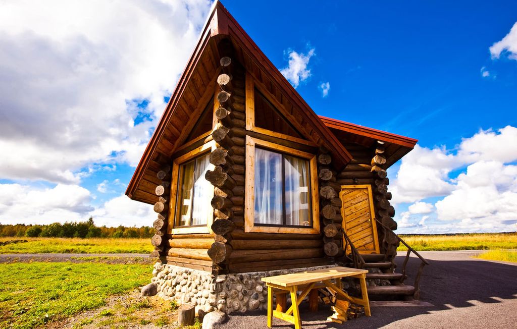 Дом изба солнечная