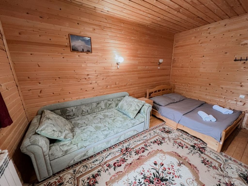 Двухместный номер с 2 отдельными кроватями бюджетный с видом на горы