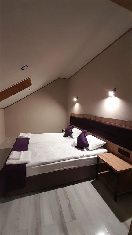 Апартаменты 2х уровневые с 3 спальнями и камином