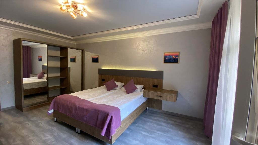 Апартаменты 1 комнатный с балконом