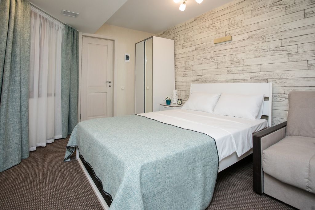 Трёхместный номер с удобствами