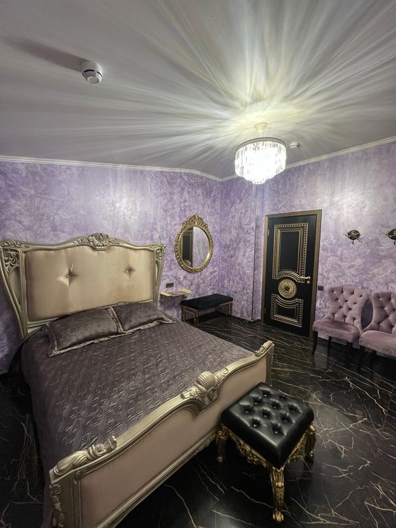 Двухместный номер с 1 кроватью №10 Аметист (фиолетовая)