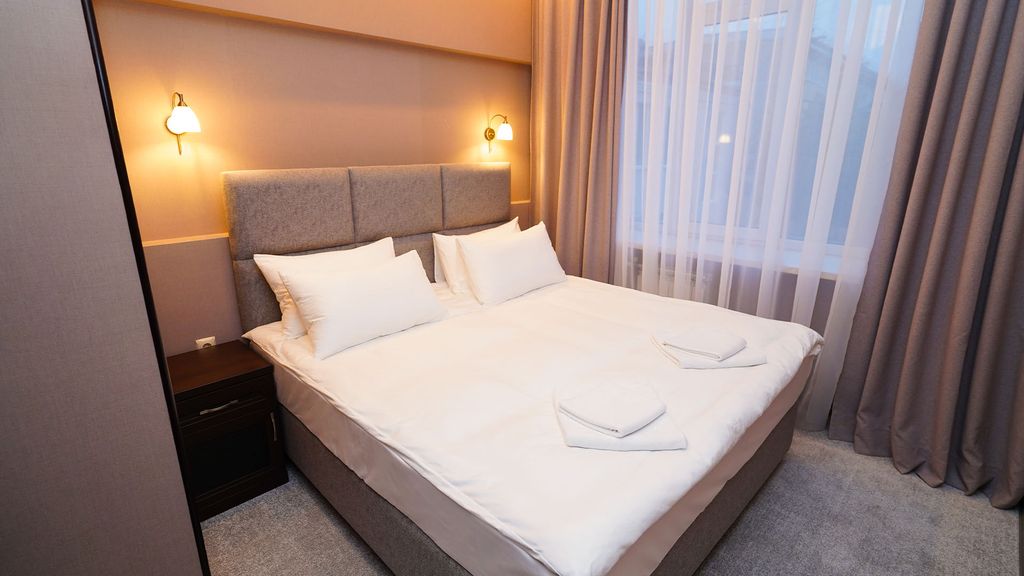 Трёхместный номер полулюкс