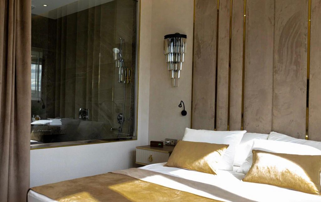 Двухместный номер с 1 кроватью улучшенный с видом на город