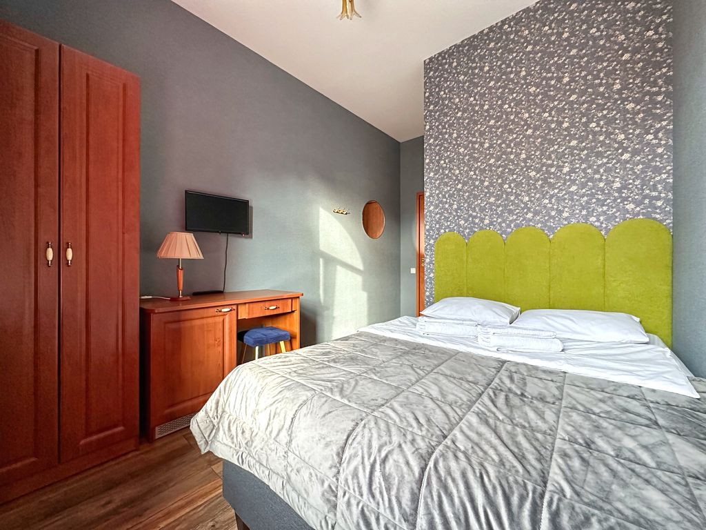 Двухместный номер с 1 кроватью стандарт с видом на канал Грибоедова