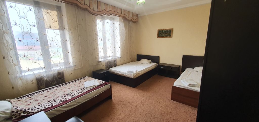 Трёхместный номер стандарт улучшенный 3 раздельные кровати