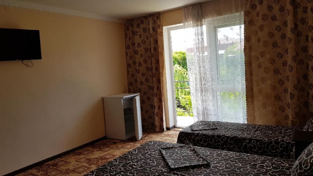 Трёхместный номер люкс