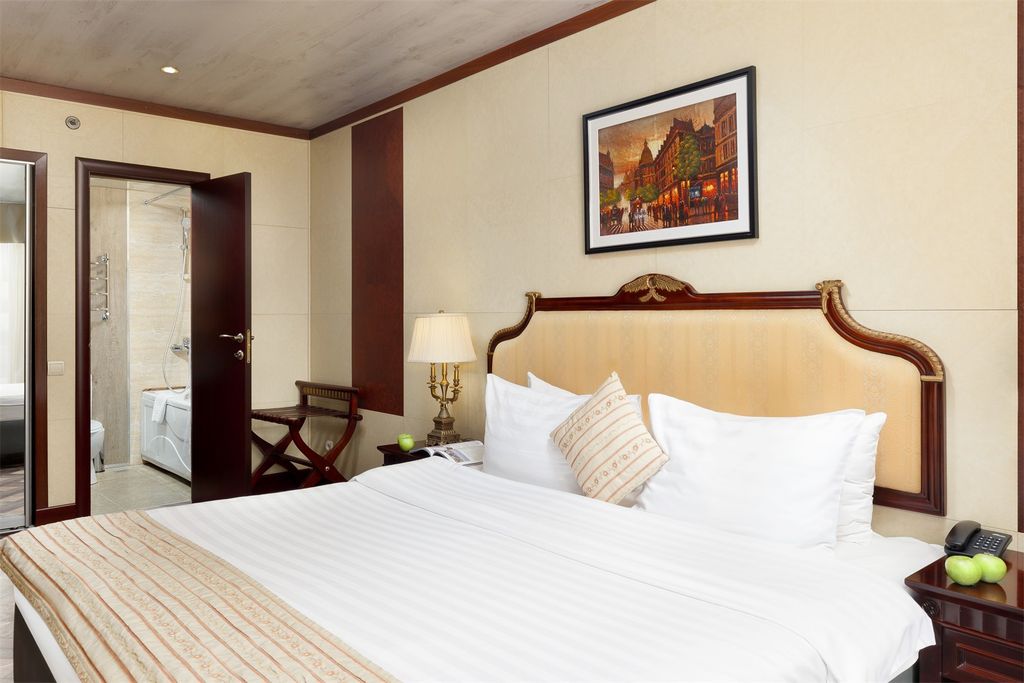 Двухместный номер с 1 кроватью улучшенный