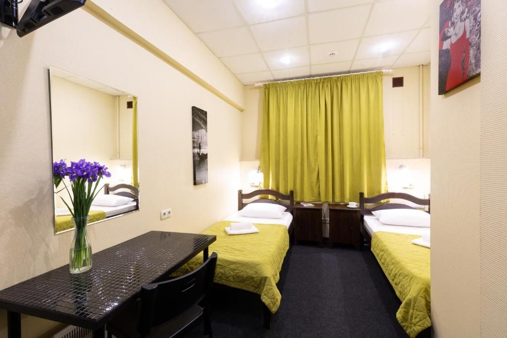 Двухместный номер с 2 отдельными кроватями стандарт