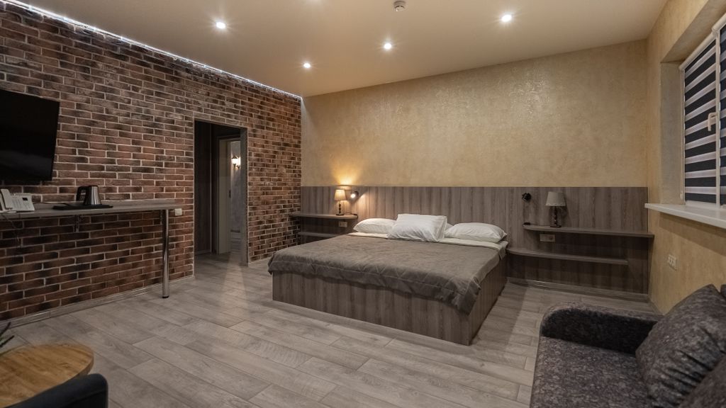 Двухместный номер с 1 кроватью джуниор сьют с боковым видом на море, без балкона