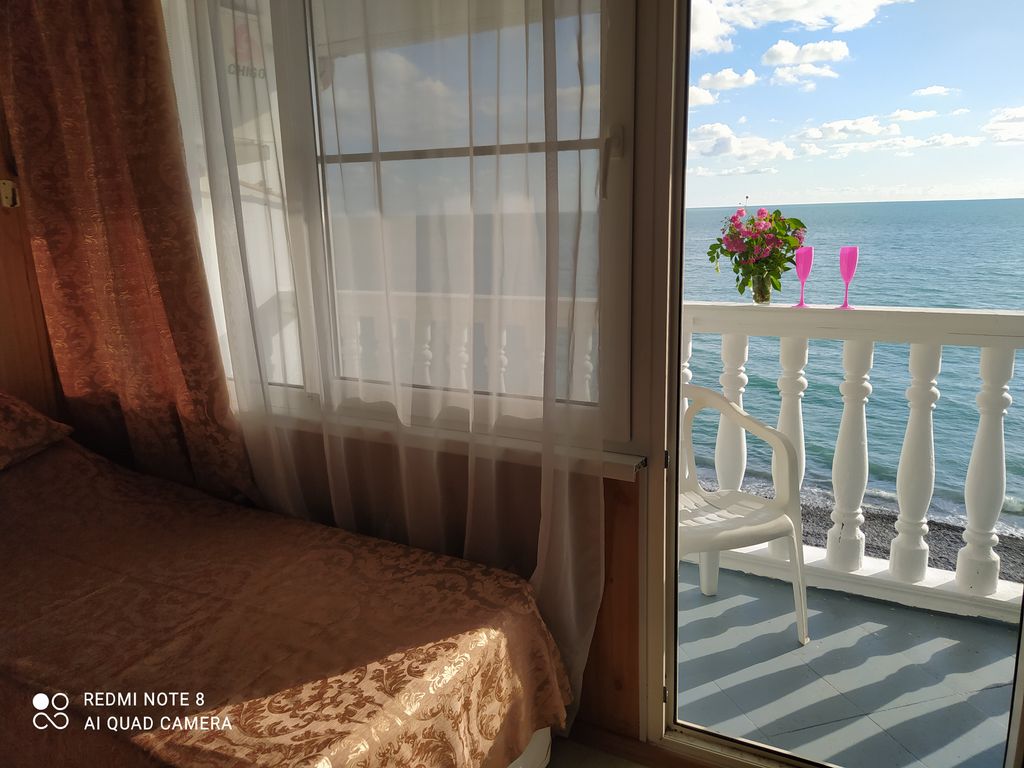 Апартаменты с видом на море с балконом