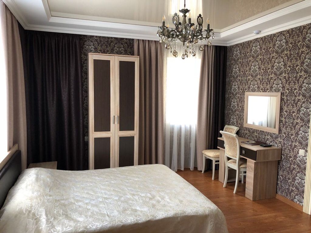 Двухместный номер с 1 кроватью полулюкс