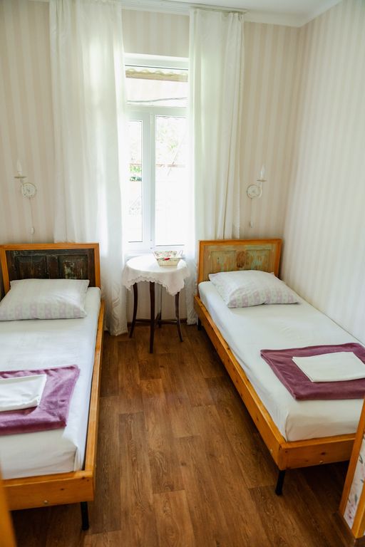 Двухместный номер с 2 отдельными кроватями эконом