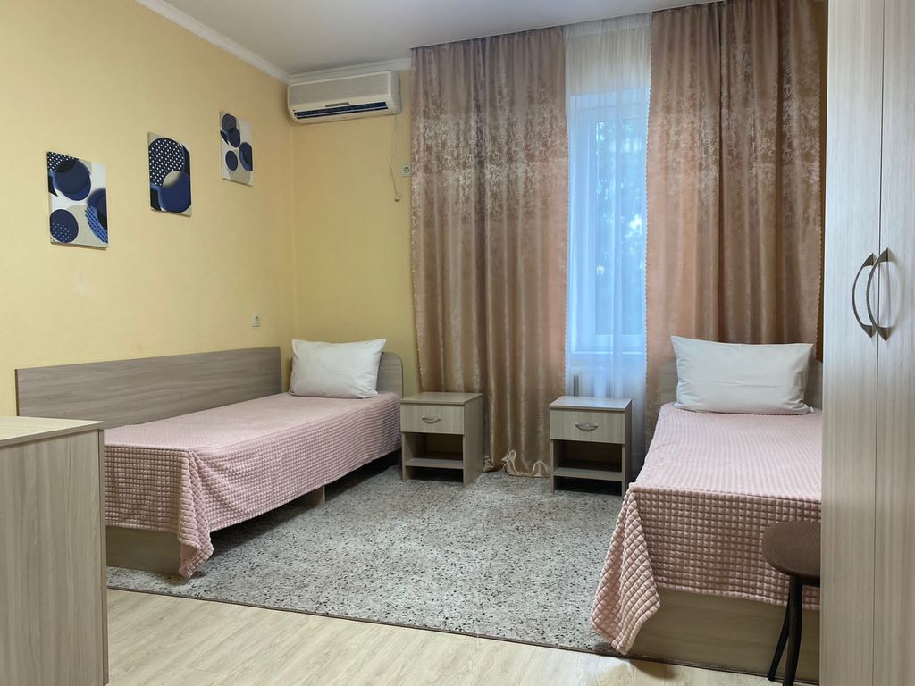 Двухместный номер с 2 отдельными кроватями стандарт