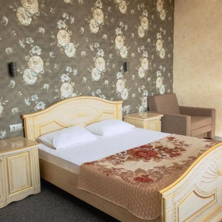 Двухместный номер с 1 кроватью улучшенный