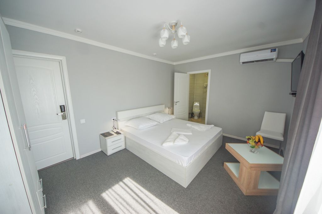 Двухместный номер с 1 кроватью полулюкс