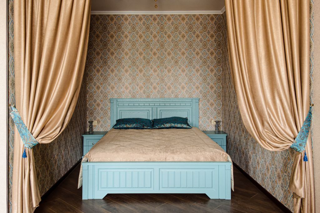 Трёхместный номер джуниор сюит Бахчисарайский сад