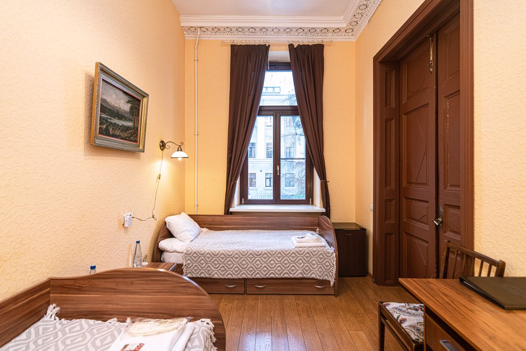 Двухместный номер с 2 отдельными кроватями комфорт с балконом