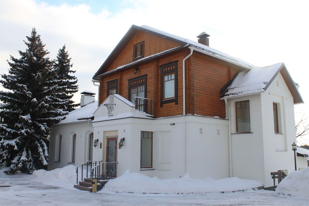 Дом гостевой