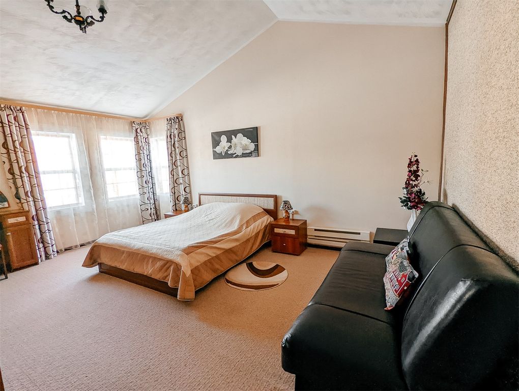 Двухместный номер с 1 кроватью Полулюкс