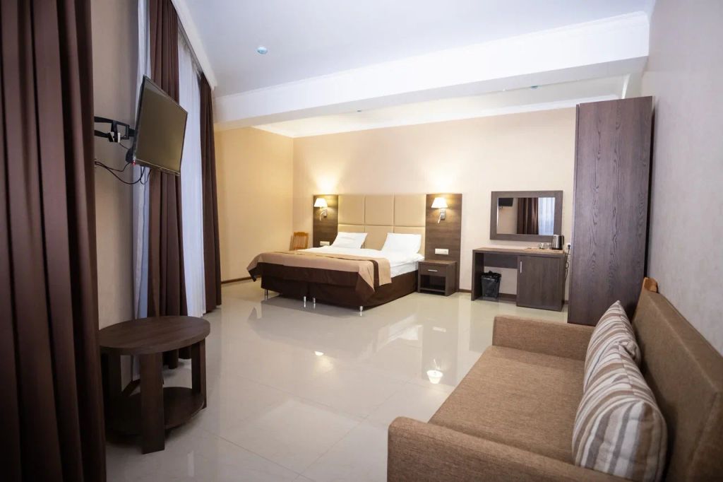 Двухместный номер с 1 кроватью евро с балконом