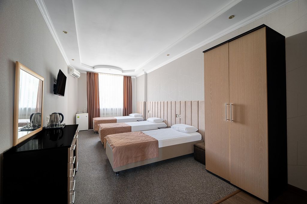 Трёхместный номер Стандарт