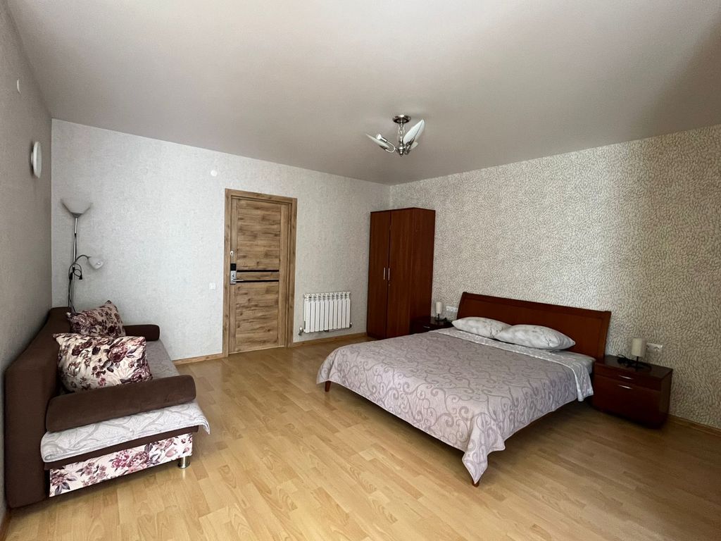 Апартаменты №5 полулюкс, 2 линия, вид на сад