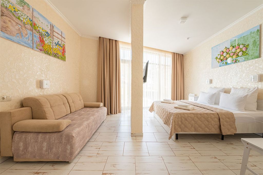 Четырёхместный номер делюкс