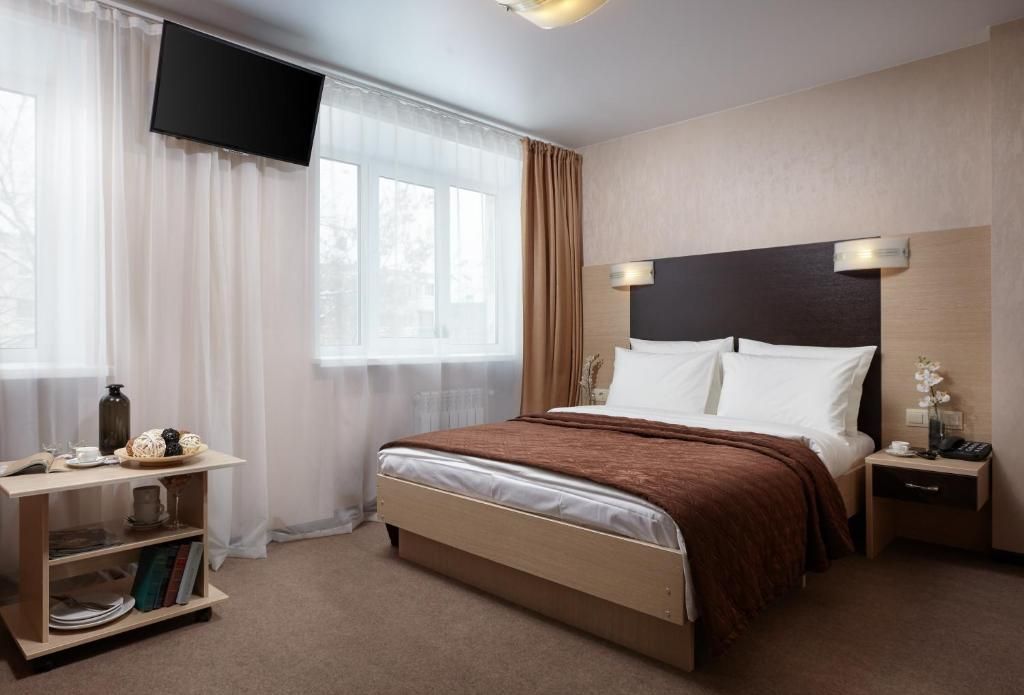 Двухместный номер с 1 кроватью комфорт улучшенный