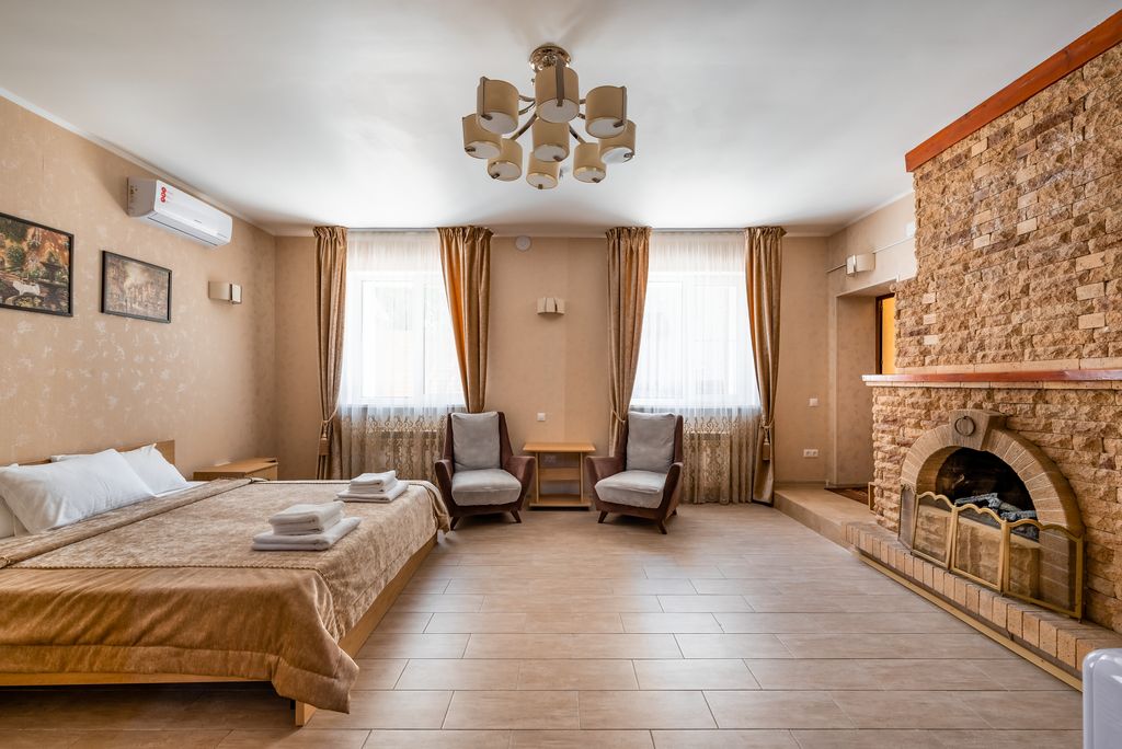 Семейный номер люкс двухкомнатный пятиместный