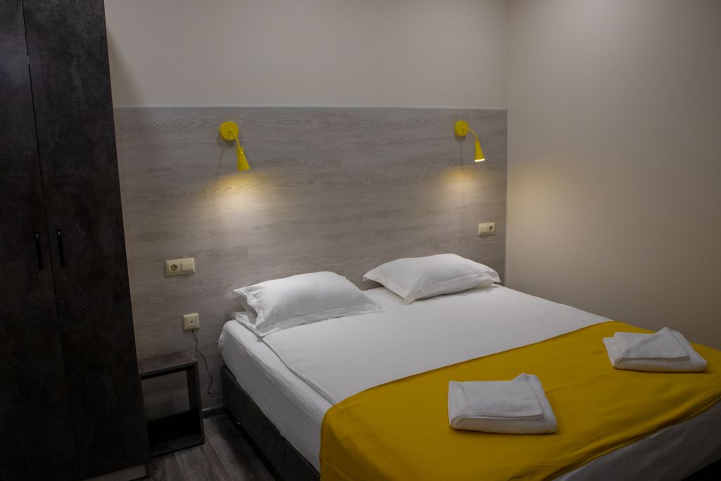 Семейный номер двухкомнатный четырехместный