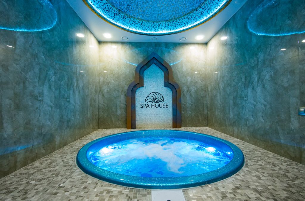 Spa чаша c джакузи 